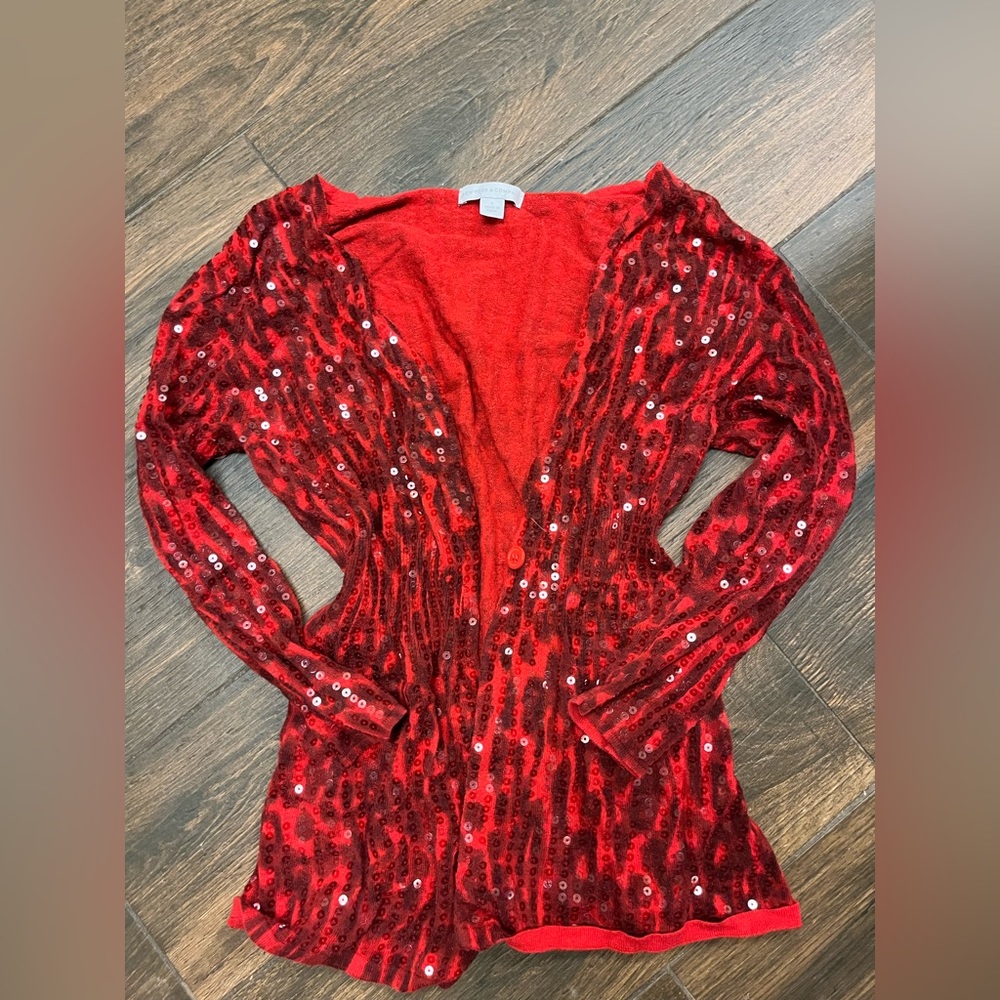 ✨New York & Company long sleeved sequin cardigan, size small✨